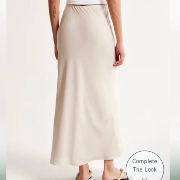 NWT Abercrombie High Rise Faux Silk Column Maxi Skirt - Size XS Petite - Picture 3 of 6